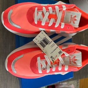Adidas Retropy F2 J Sneakers - Pinky Orange and White